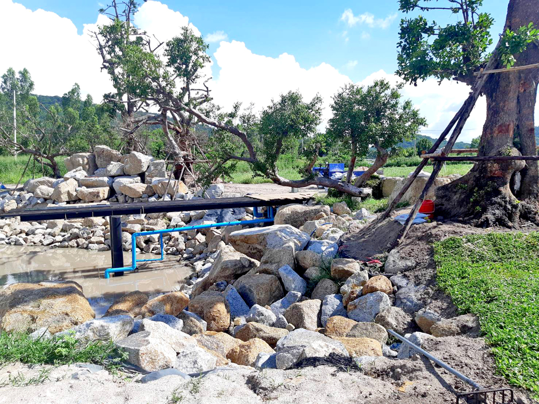 泰国 春武里府-私人度假别墅造景循环供水系统