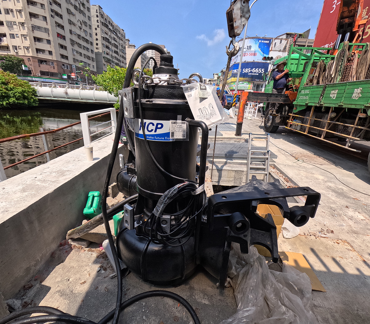 台湾高雄 幸福川排水改善防洪抽水站新增