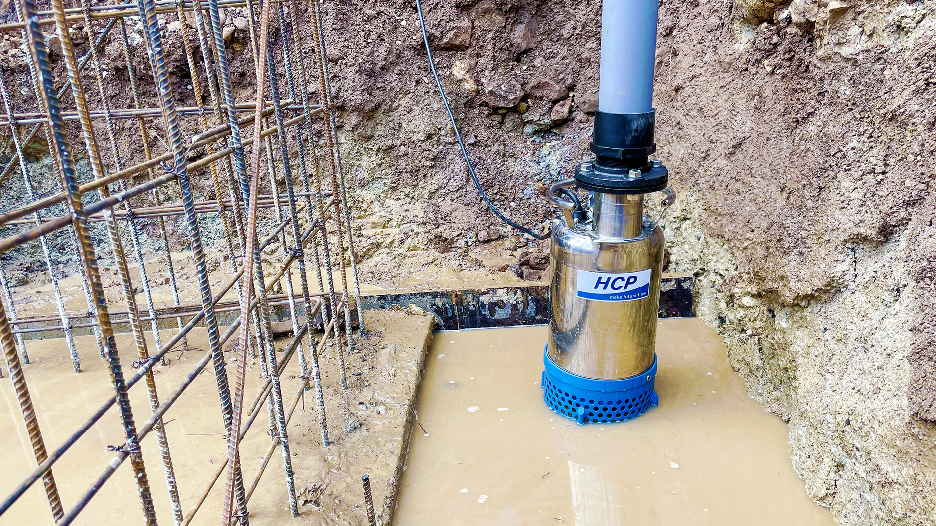 越南隆安 建厂工地积水排除